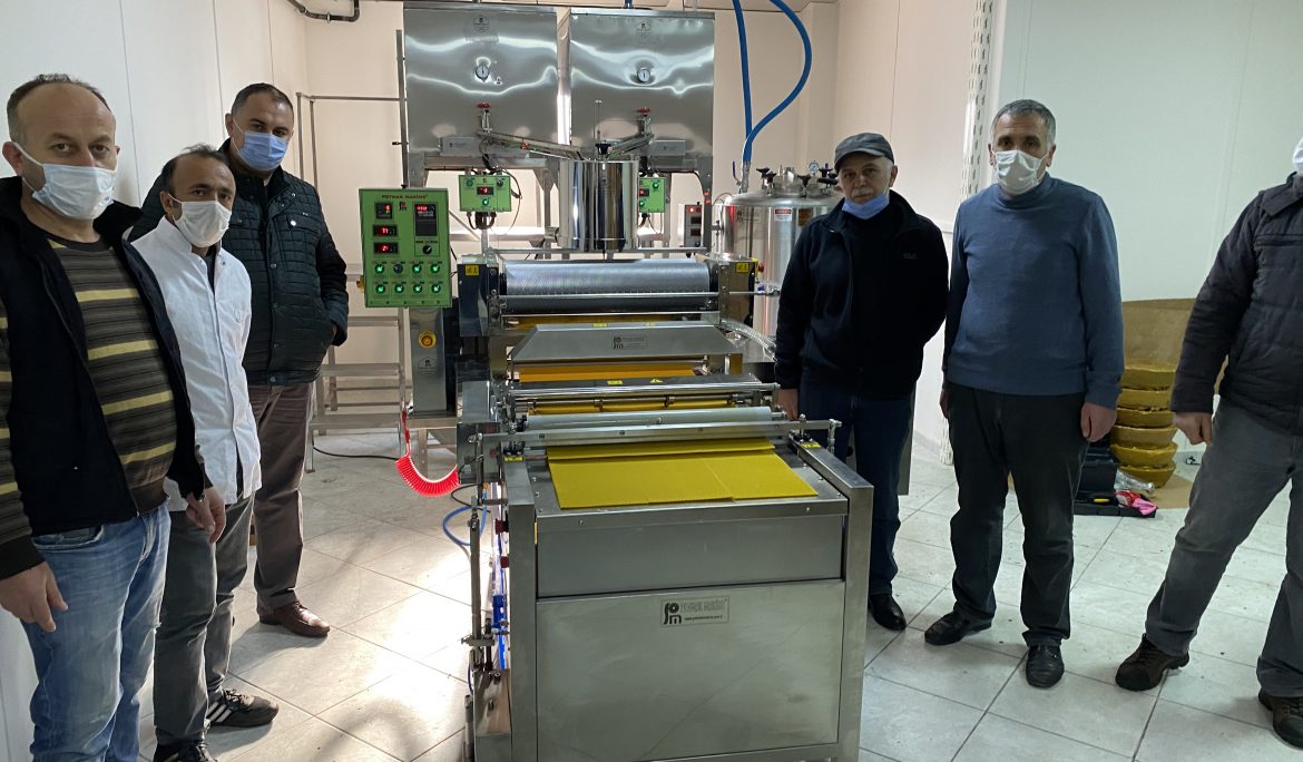 Tokat İli Arı Yetiştiricileri Birliği-3 Sıralı Otomatik Balmumu Petek Makinesi Kurulumu